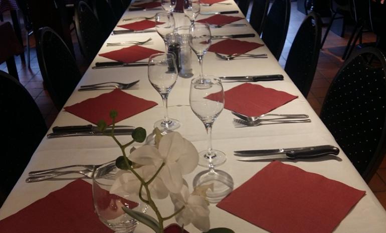 Chez l'Pere Sarrasin, brasserie à Cerfontaine