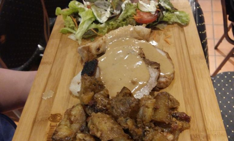 Chez l'Pere Sarrasin, brasserie à Cerfontaine