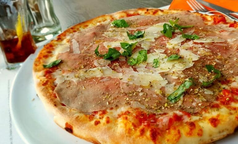 Chez Nino, brasserie à Dinant