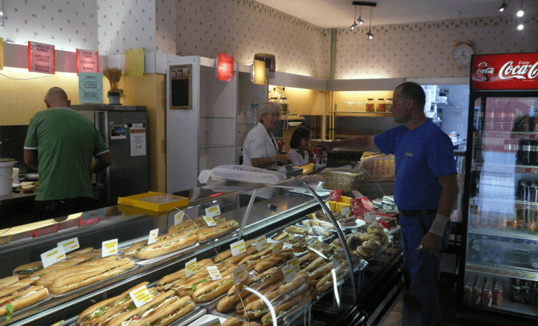 La Cafet'18, restaurant à Seraing