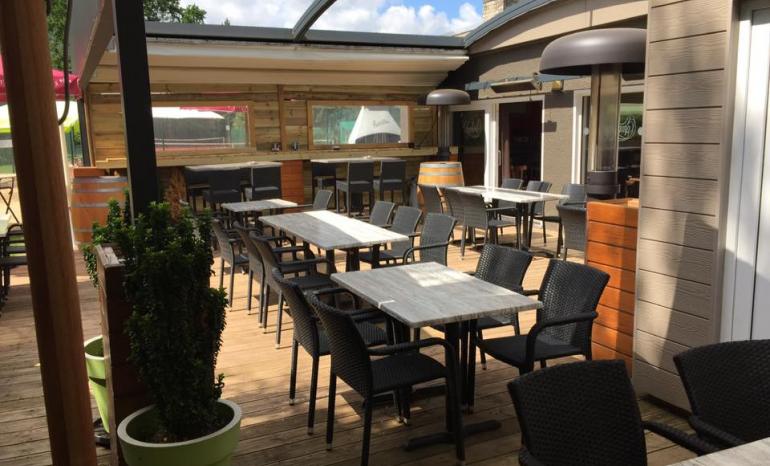 Le Longchamps : Chez Sardou, restaurant à Waremme