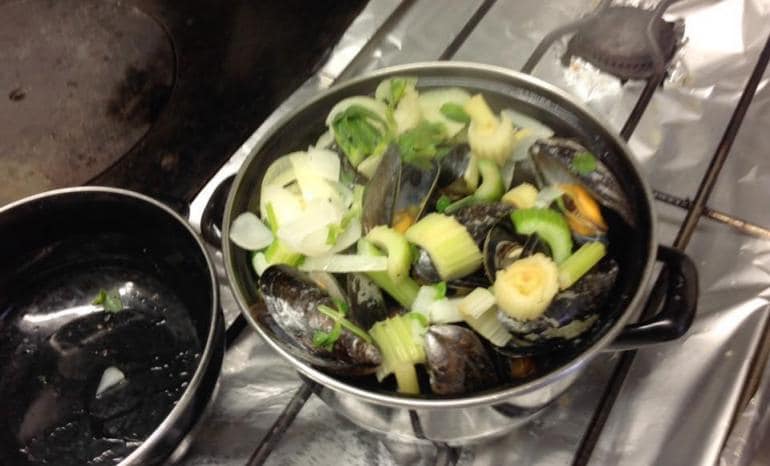 Le Longchamps : Chez Sardou, restaurant à Waremme