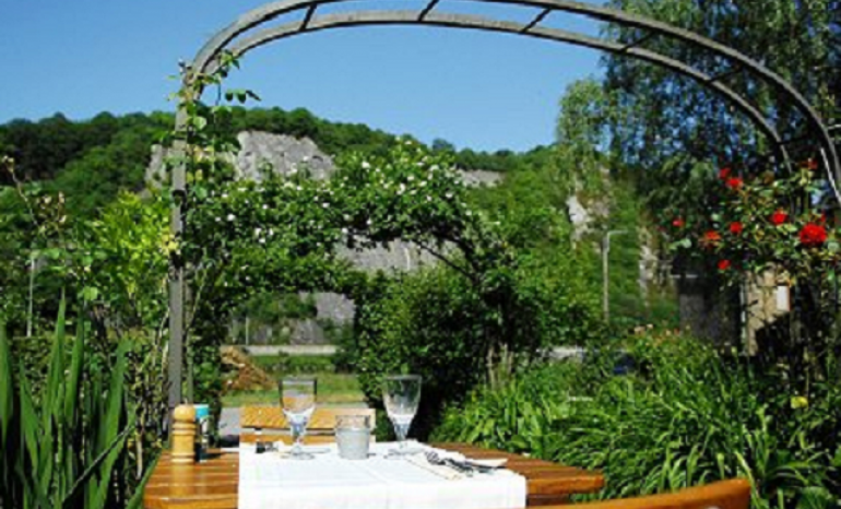 Le Jardin d'En Bas, restaurant à Annevoie-Rouillon (Anhée)