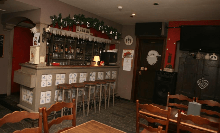 Hostellerie d'Herock : Restaurant, brasserie à Houyet