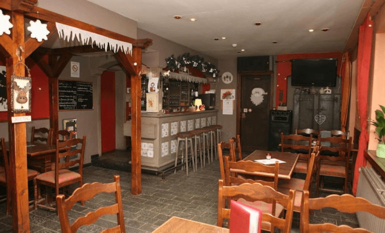 Hostellerie d'Herock : Restaurant, brasserie à Houyet