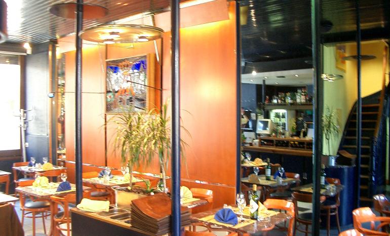 Chez Bouboule : Salle banquet, restaurant à Dinant