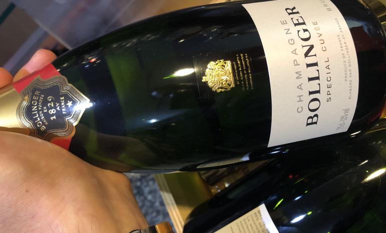 Rouge Divin, bar à vins à Profondeville