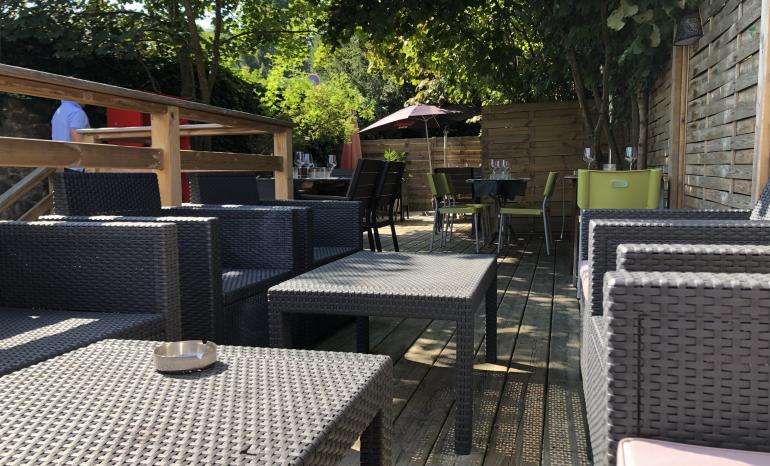 Rouge Divin, bar à vins à Profondeville