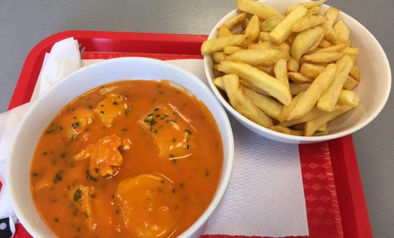 Le Vespéral, friterie à Couillet (Charleroi)