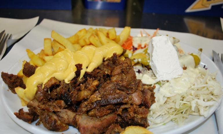 Le Vespéral, friterie à Couillet (Charleroi)