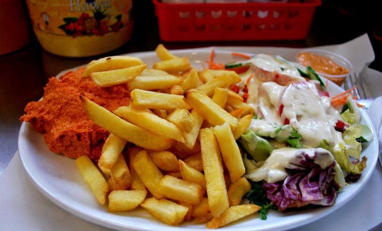 Le Vespéral, friterie à Couillet (Charleroi)