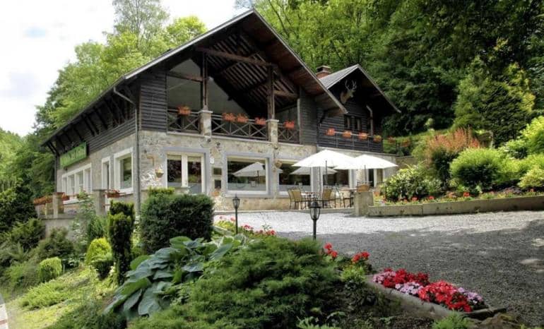 Le Chalet des Grottes, brasserie à Hastière