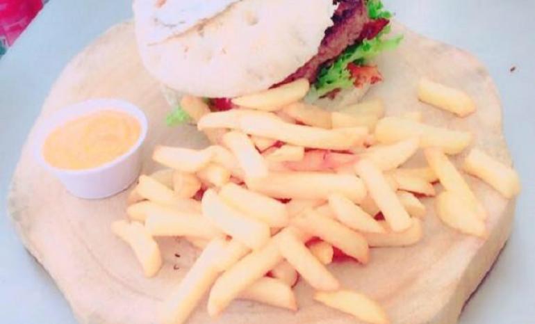 Ô Bord De Lesse, restaurant à Celles (Houyet)