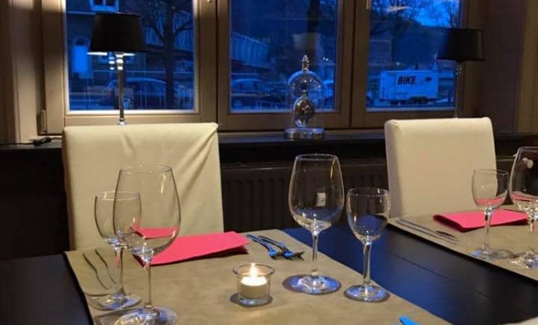 L'Atmosphère côté Meuse, brasserie à Anseremme (Dinant)