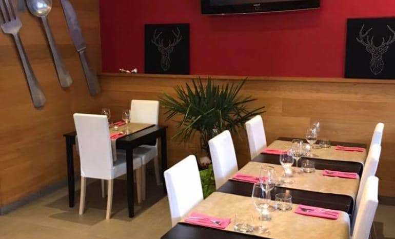 L'Atmosphère côté Meuse, brasserie à Anseremme (Dinant)