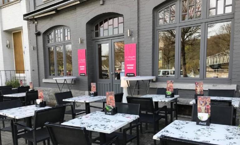 L'Atmosphère côté Meuse, brasserie à Anseremme (Dinant)