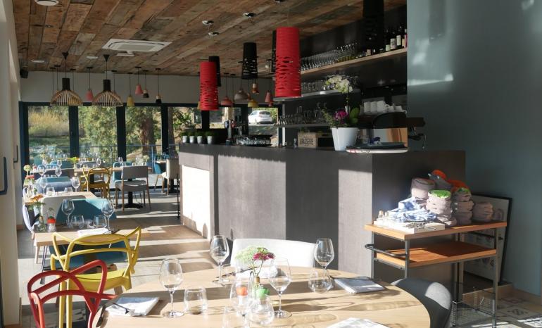 La Libellule : Restaurant, restaurant à Beauraing