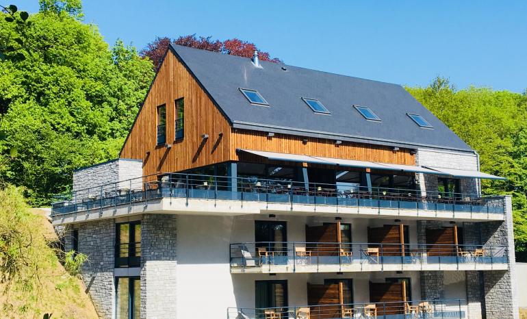 La Libellule : Hôtel, hôtel à Beauraing