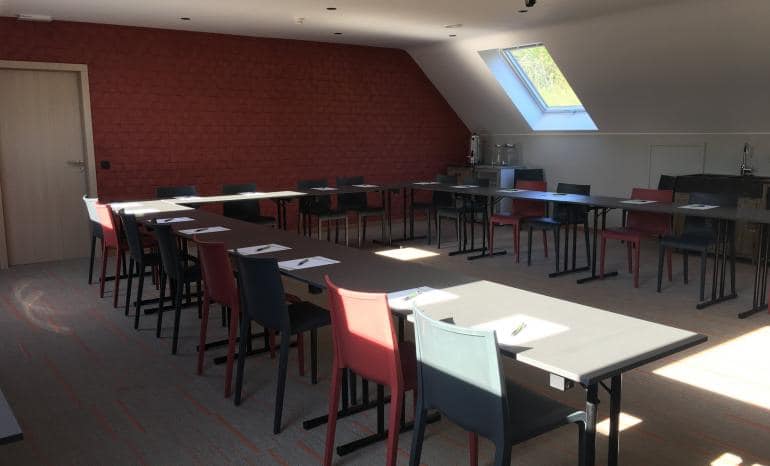 La Libellule : Salle de séminaire, hôtel-restaurant à Beauraing