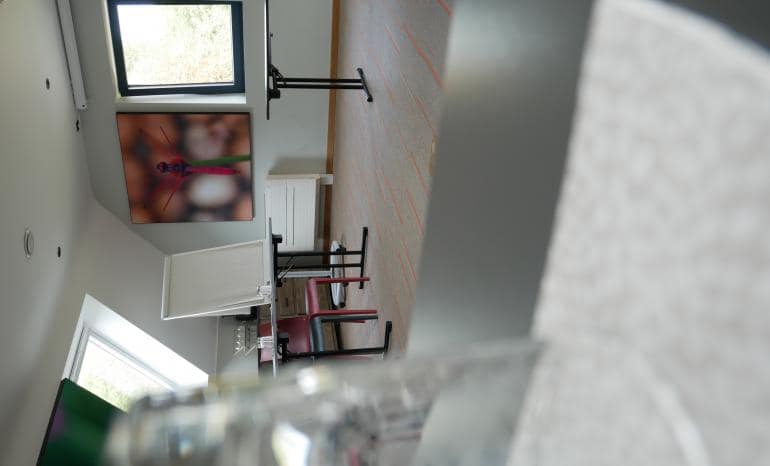 La Libellule : Salle de séminaire, hôtel-restaurant à Beauraing