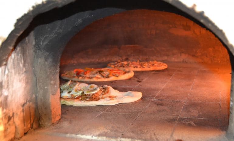 Mondo Pizza, pizzeria à Nalinnes (Ham-sur-Heure-Nalinnes)