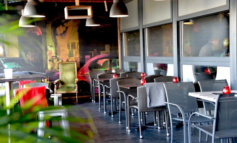 O Bar, brasserie à Saint-Georges-sur-Meuse