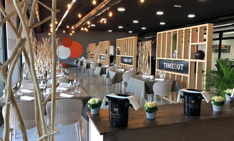 Time Out, restaurant à Waremme