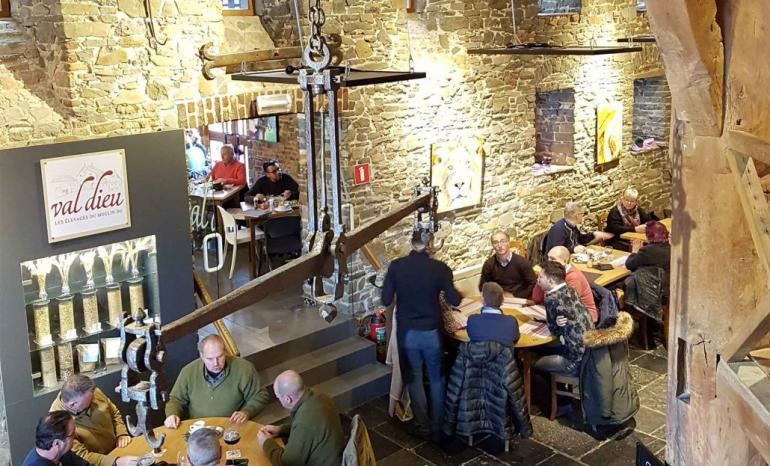 Le Moulin du Val Dieu, restaurant à Aubel