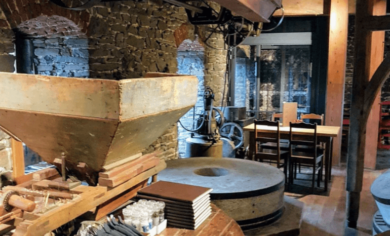 Le Moulin du Val Dieu, restaurant à Aubel