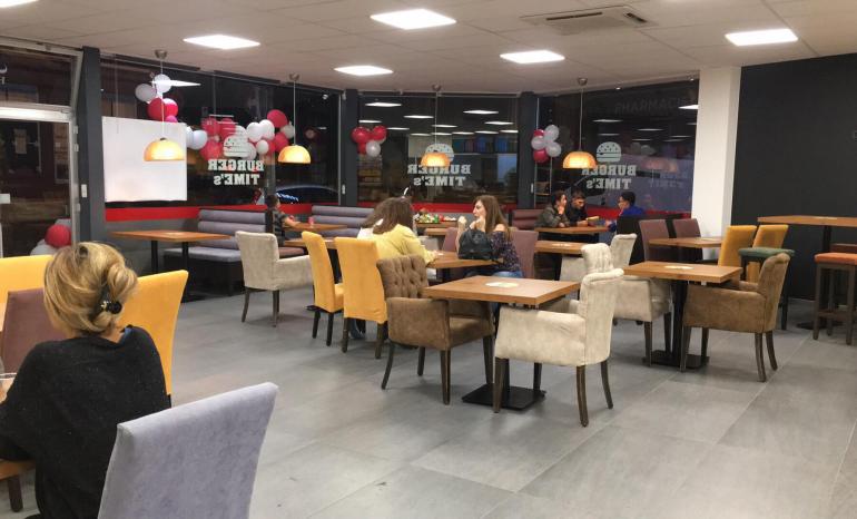 Burger-Time's, snack à Liège