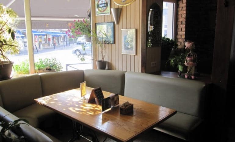 Le Bronze, brasserie à La Roche-en-Ardenne