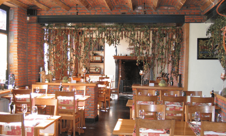 L'Auberge Du Passe Tout Outre, restaurant à Autreppe (Honnelles)