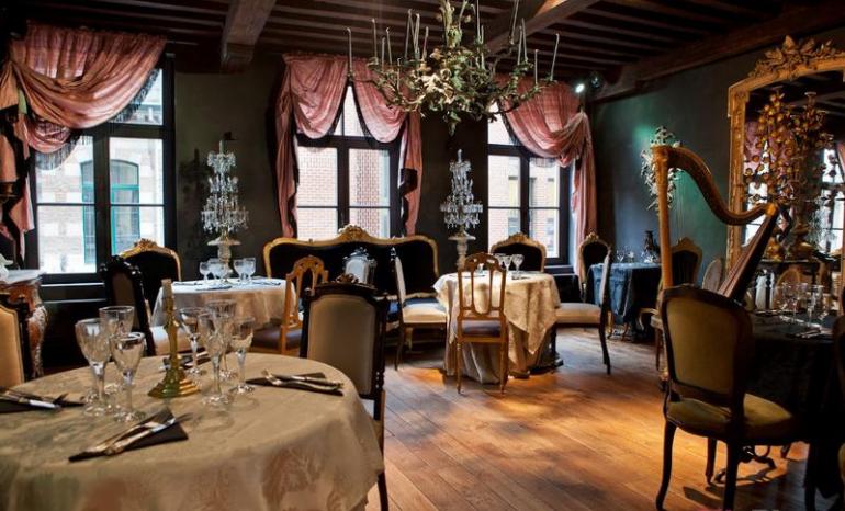 Le Salon Des Lumières, restaurant à Mons