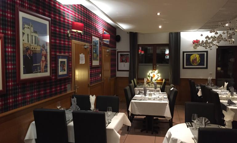 Chez Dane - Friterie En Bois, restaurant à Herstal