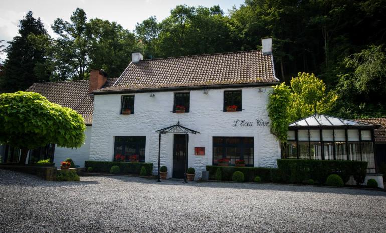 L'Eau Vive, restaurant à Profondeville