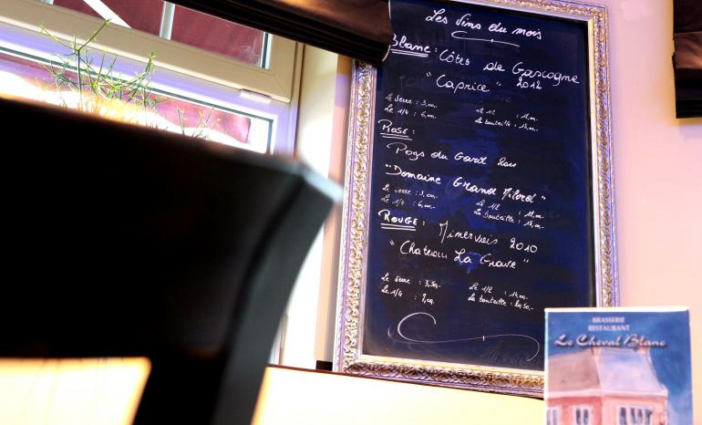 Le Cheval Blanc, brasserie à Éghezée