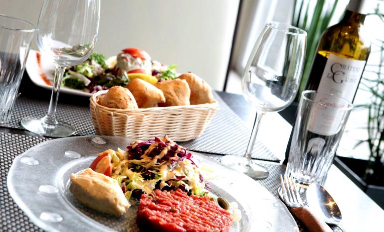 Le Cheval Blanc, brasserie à Éghezée