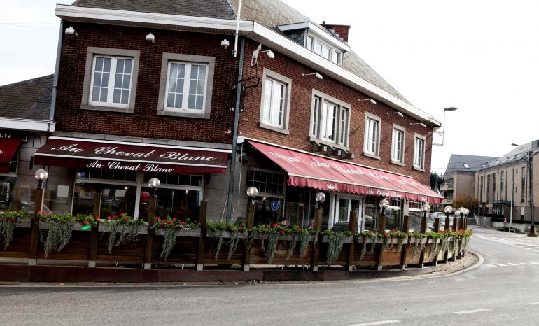 Le Cheval Blanc, brasserie à Éghezée