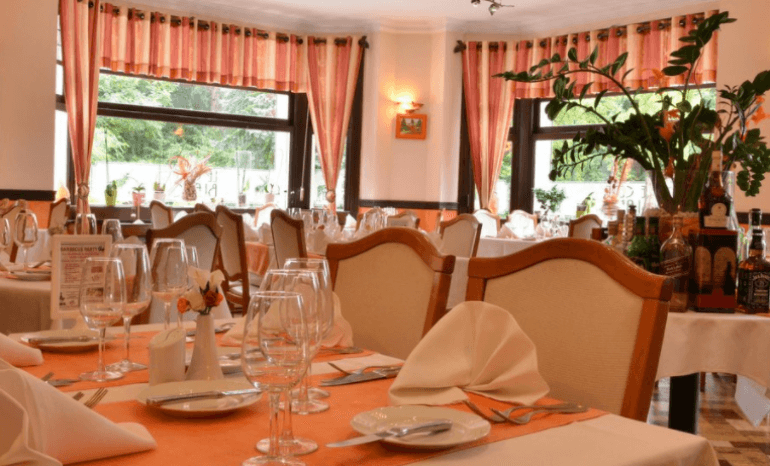 Le Cerf Blanc, restaurant à Mons