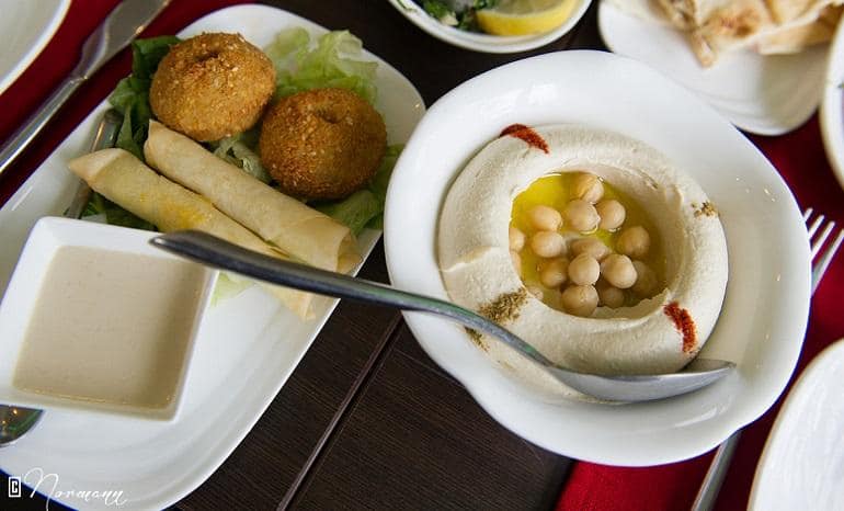 Jardins De Babylone, restaurant à Court-Saint-Etienne