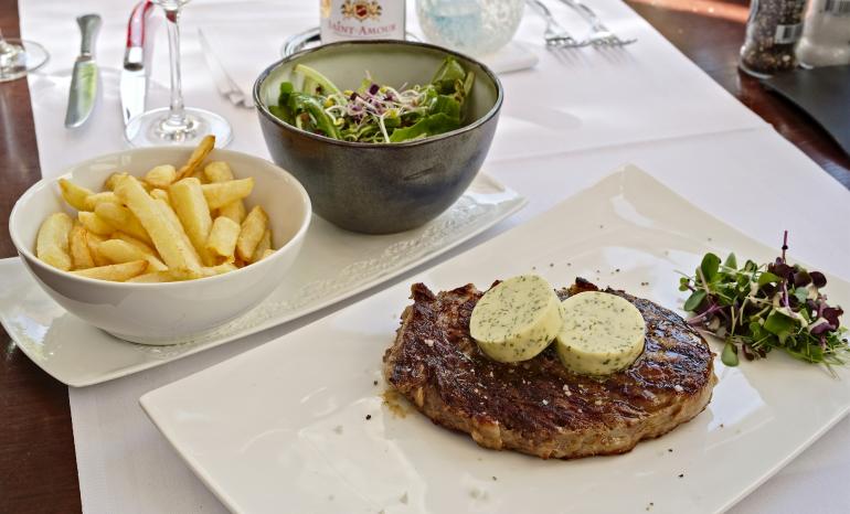 Le Saint-Amour : Le Restaurant, restaurant à Durbuy