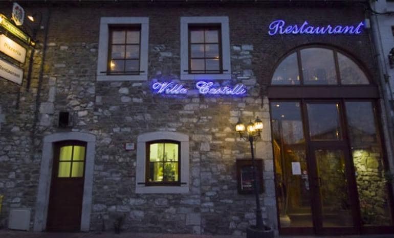 Villa Castelli, restaurant à Jamioulx (Ham-sur-Heure-Nalinnes)