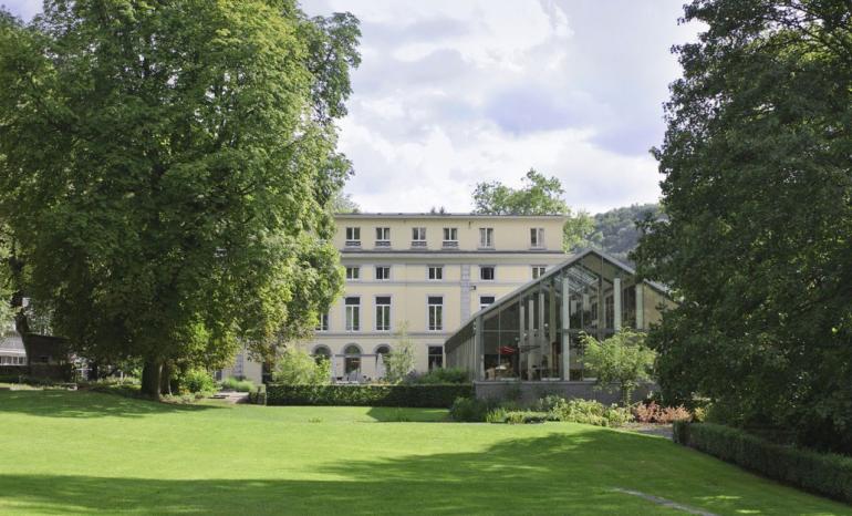 Le Castel De Pont-à-Lesse, restaurant à Dinant