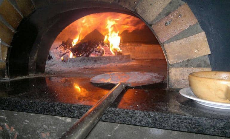 La Trattoria, pizzeria à Waremme