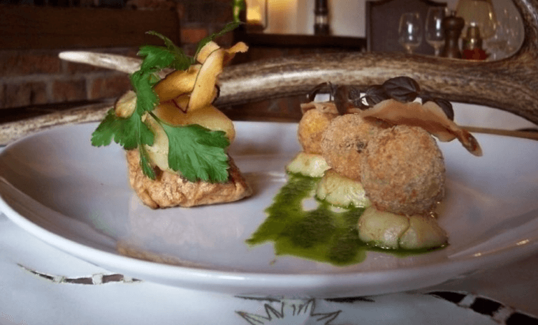 La Fermette Des Pins : Restaurant, restaurant à Buvrinnes (Binche)