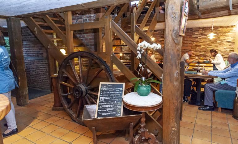 La Fermette Des Pins : Restaurant, restaurant à Buvrinnes (Binche)