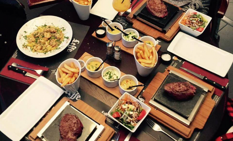 Le Café Ardennais, brasserie à Dinant