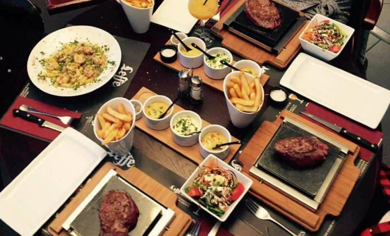 Le Café Ardennais, brasserie à Dinant