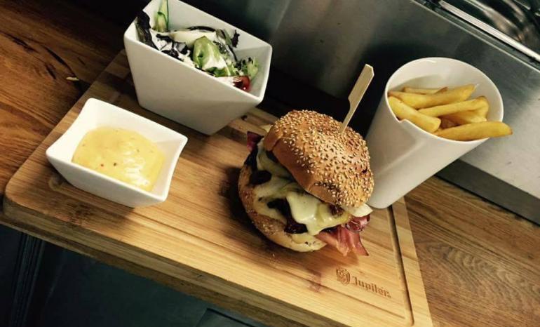 Le Café Ardennais, brasserie à Dinant