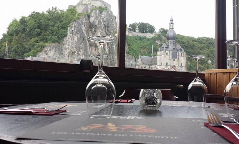 Le Café Ardennais, brasserie à Dinant